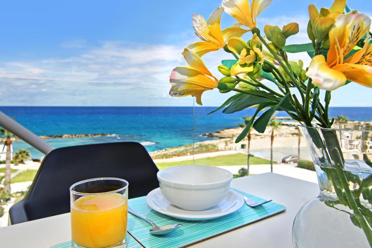 Apartment Josephine - Beachfront بروتاراس المظهر الخارجي الصورة